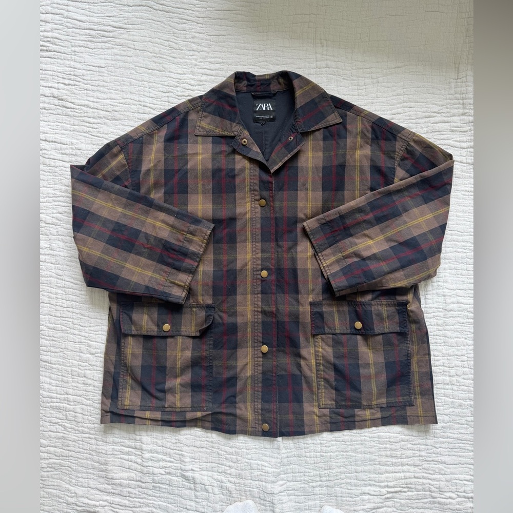 Zara women’s plaid Shirt Jacket - very oversized